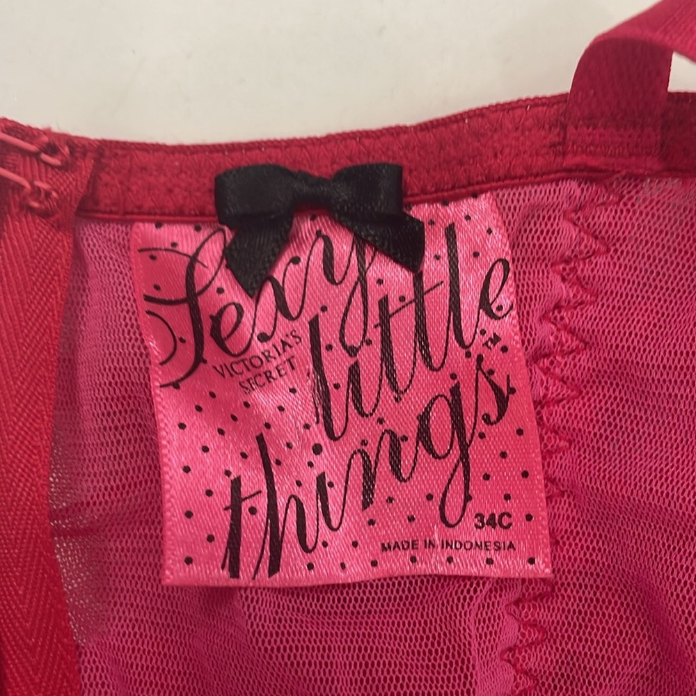 Victoria’s Secret negligee size 34C Sexy Little Things red nighty lingerie - Picture 7 of 7
